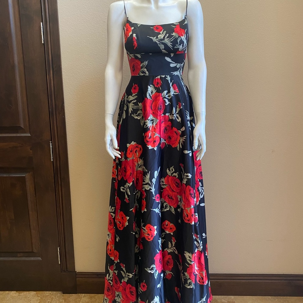 Windsor formal holiday prom evening rose print maxi strap dress 3/4